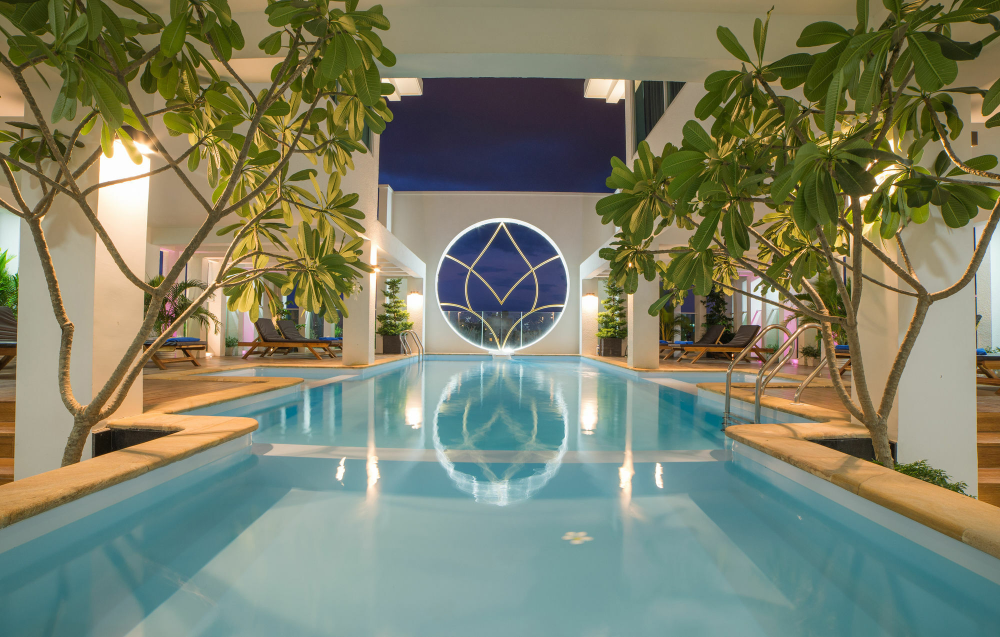 Phnom Penh Katari Hotel Dış mekan fotoğraf